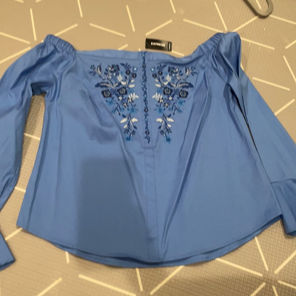 Express off shoulder shirt